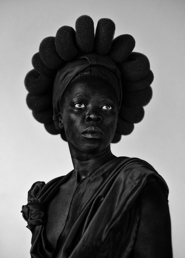 Zanele Muholi, 'Ntozakhe II' 2016. Foto: Zanele Muholi Courtesy of Stevenson